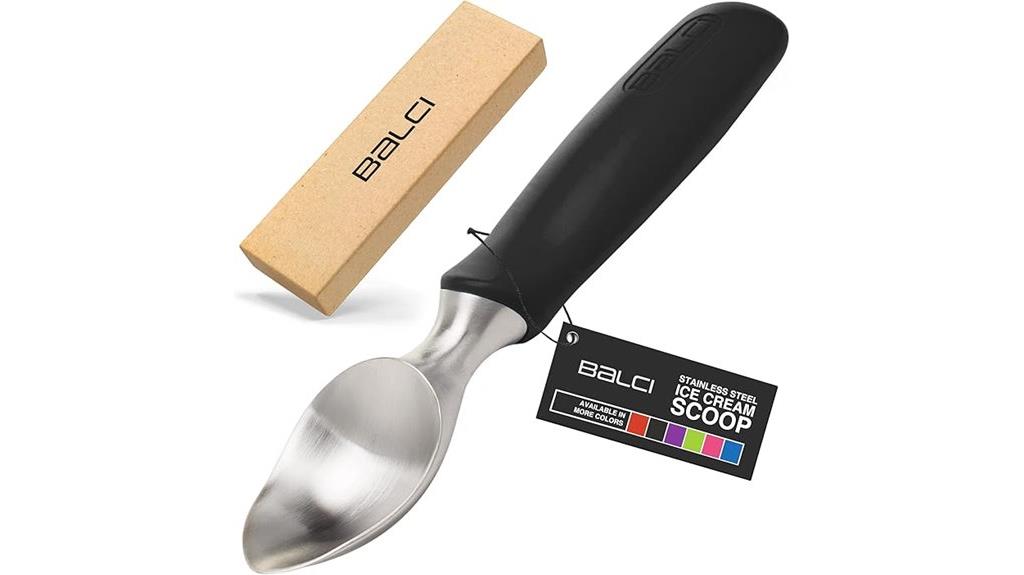 ice cream scoop with grip
