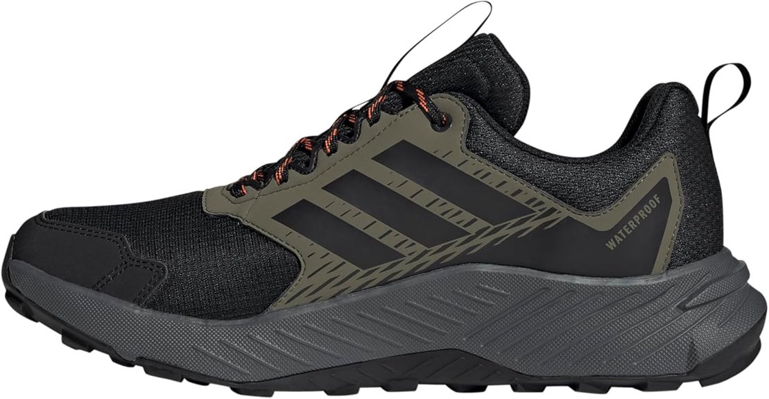 trail running hiking shoe