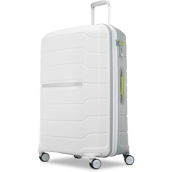 Samsonite Freeform 28-Inch Spinner Luggage with TSA Lock