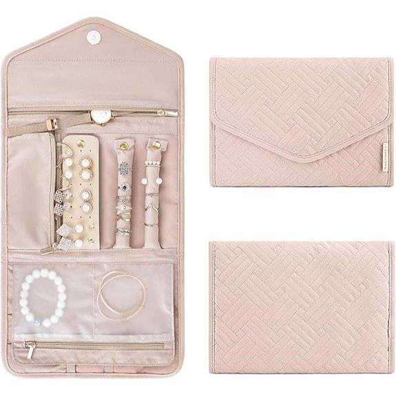 BAGSMART Travel Jewelry Organizer Case (Soft Pink)